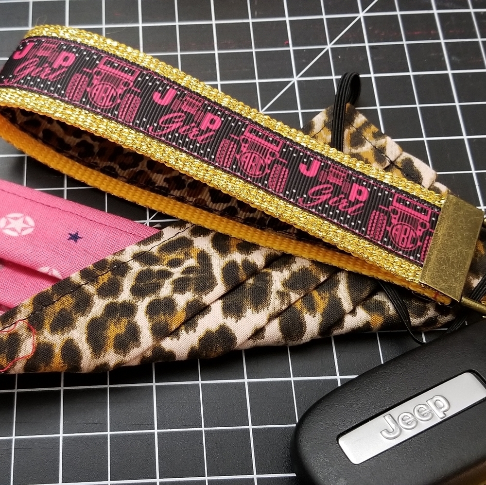 Keyfob, wristlet, Lanyard